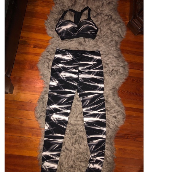 Workout outfit form Victoria sport - Picture 4 of 8